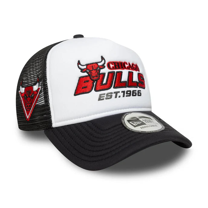 New Era Schwarze Chicago Bulls NBA Graphic 9FORTY A-Frame Trucker Cap
