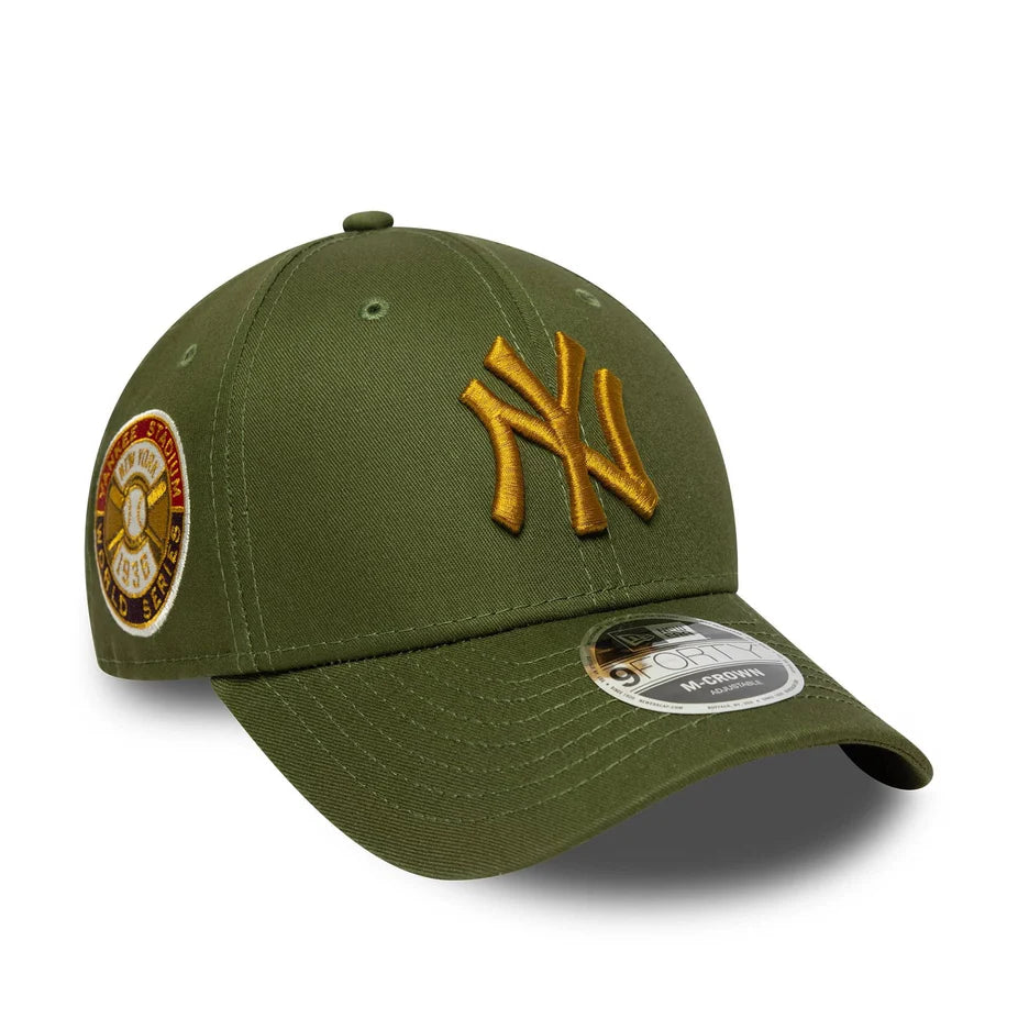New Era Dunkelgrüne MLB World Series Patch New York Yankees 9FORTY M-Crown Verstellbare Cap