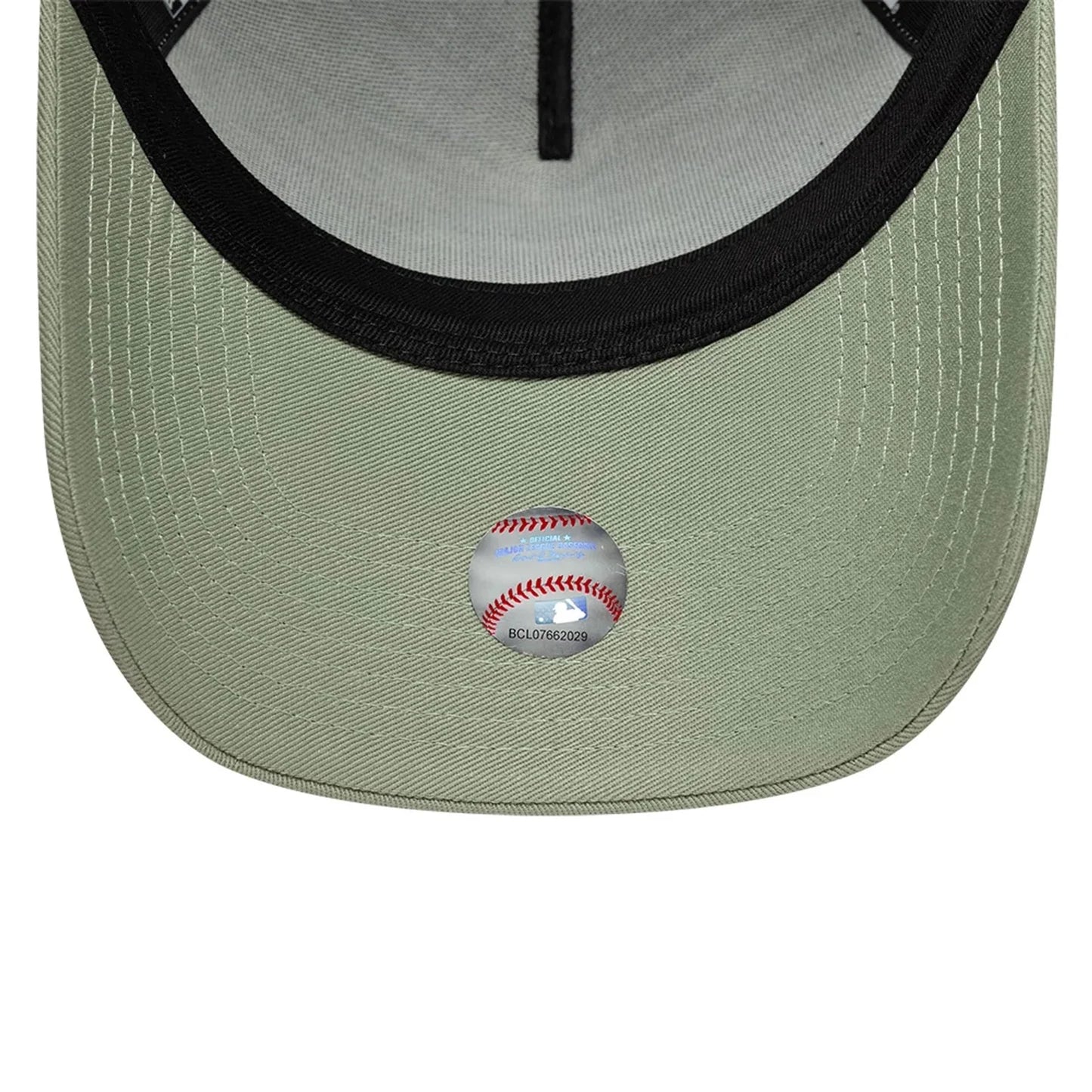 New Era Pastellgrüne New York Yankees MLB League Essential 9FORTY E-Frame Verstellbare Cap