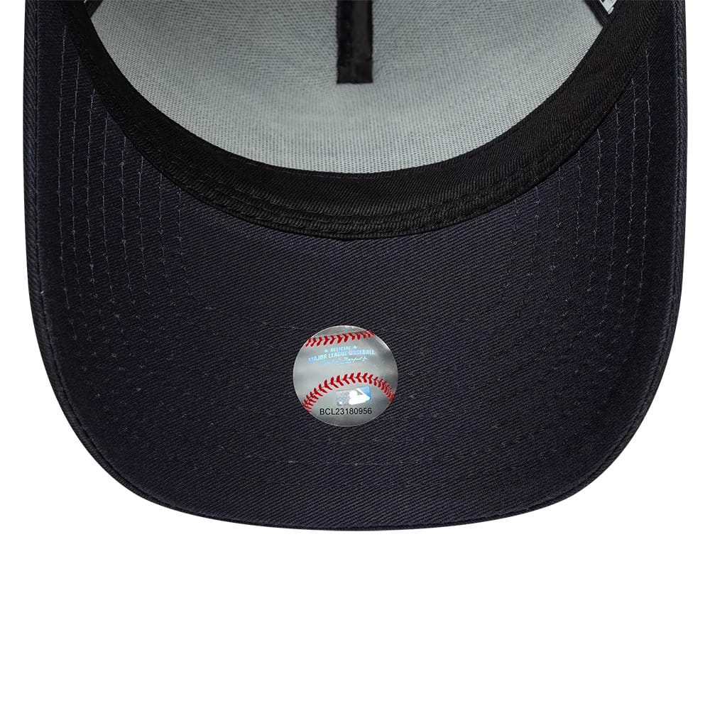 New Era Navy MLB League Essential New York Yankees 9FORTY A-Frame Cap