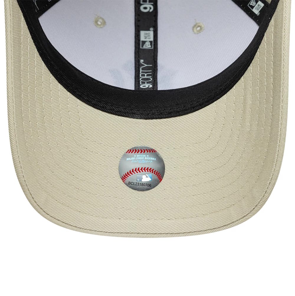 New Era Hellbeige MLB New York Yankees 9FORTY M-Crown Cap
