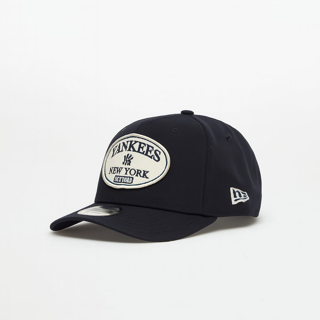 New Era New York Yankees 9SEVENTY Stretch Snap Patch Cap