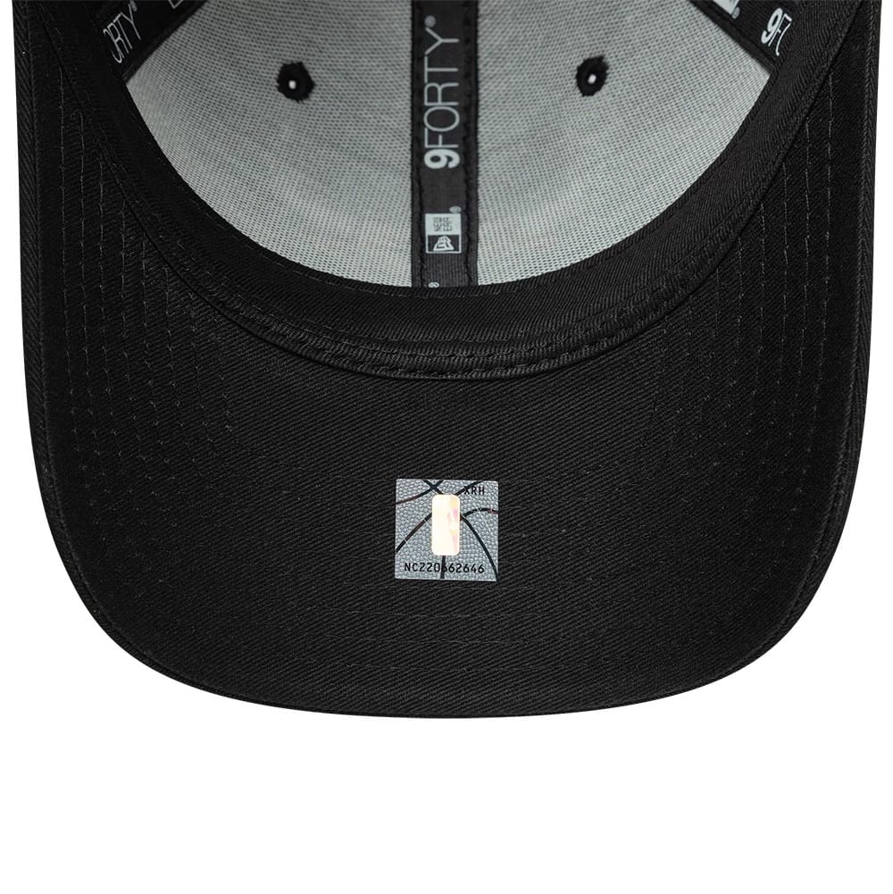 New Era Chicago Bulls NBA Side Script Black 9FORTY M-Crown Adjustable Cap