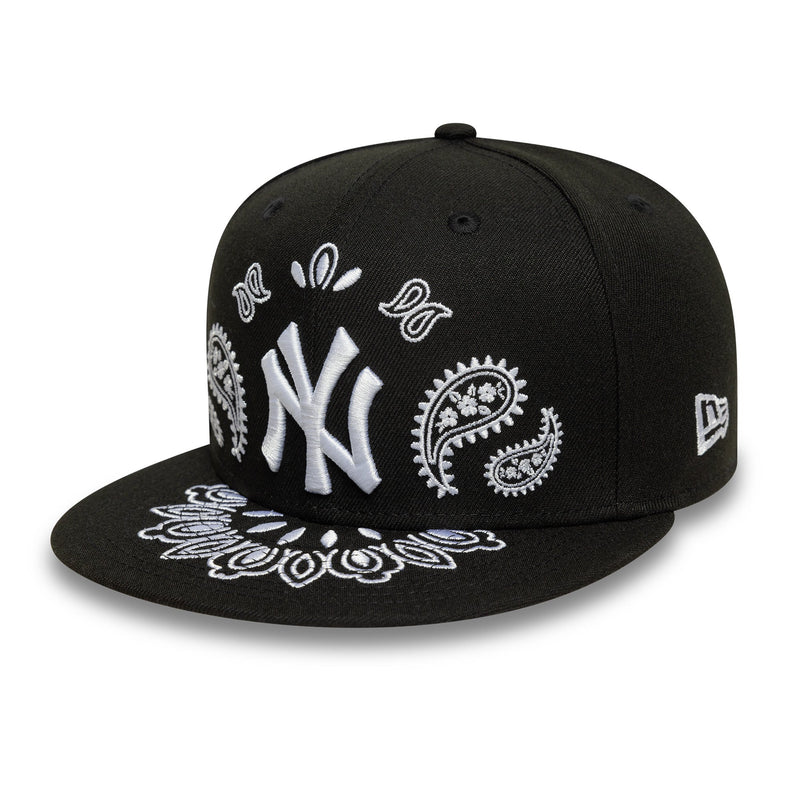 New Era NY Yankees 59FIFTY Paisley Fitted Cap Schwarz