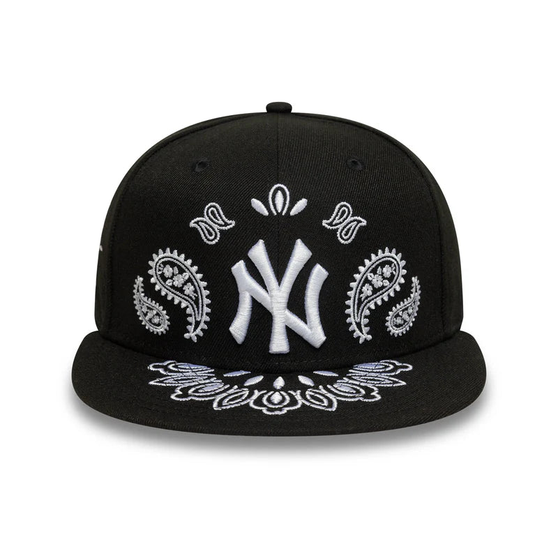 New Era NY Yankees 59FIFTY Paisley Fitted Cap Schwarz