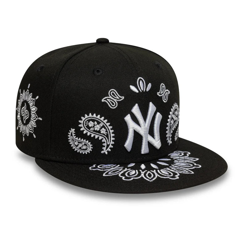 New Era NY Yankees 59FIFTY Paisley Fitted Cap Schwarz
