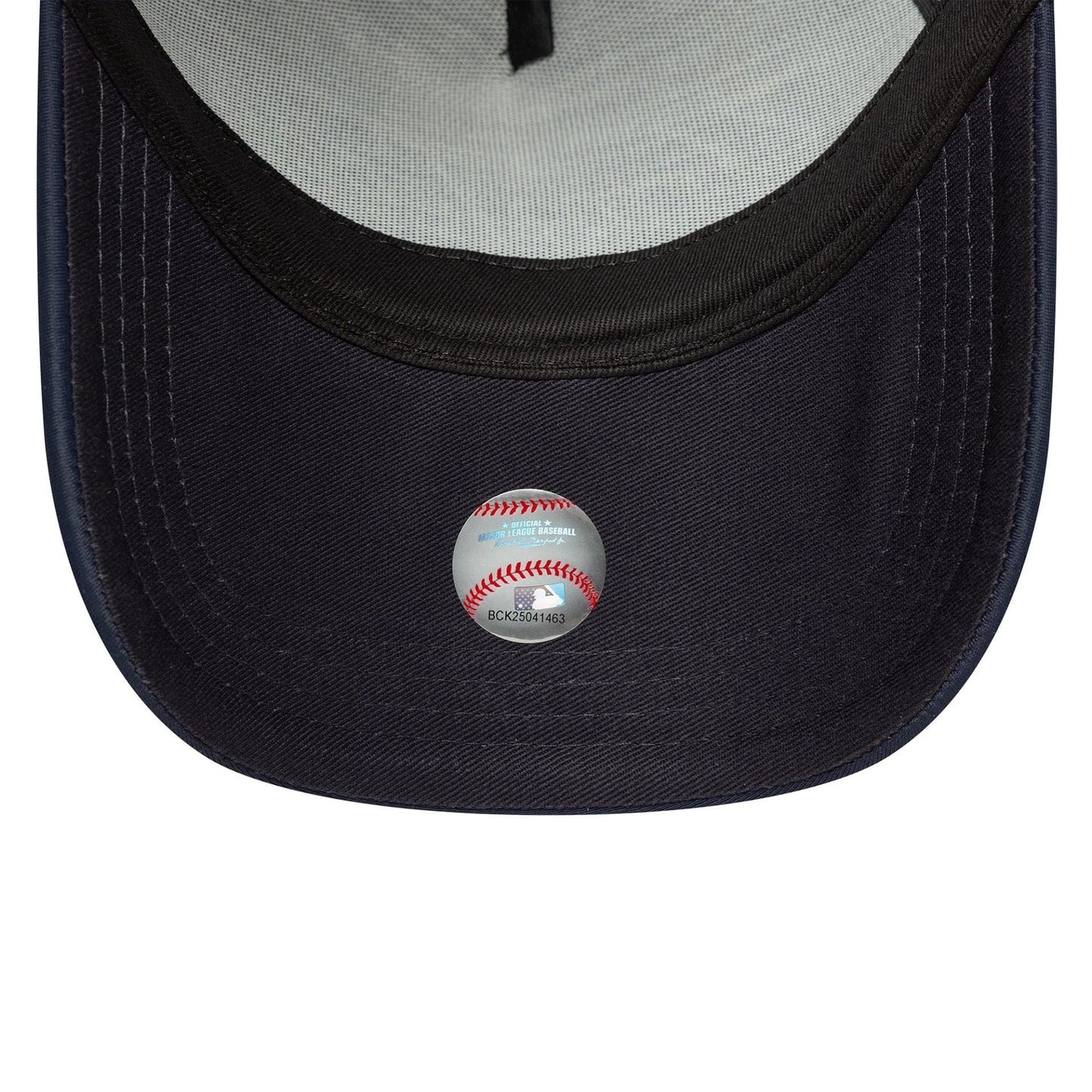 New Era Navy New York Yankees MLB Script 9FORTY A-Frame Trucker Cap