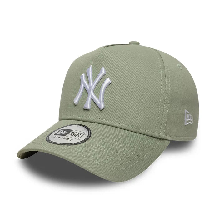 New Era Pastellgrüne New York Yankees MLB League Essential 9FORTY E-Frame Verstellbare Cap
