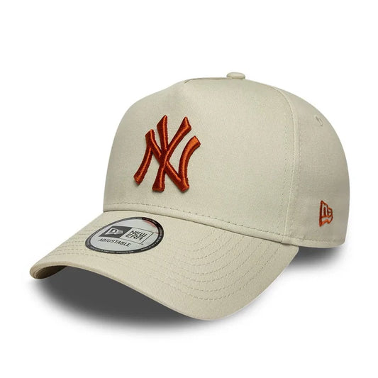 New Era Hellbeige MLB League Essential New York Yankees 9FORTY E-Frame Cap