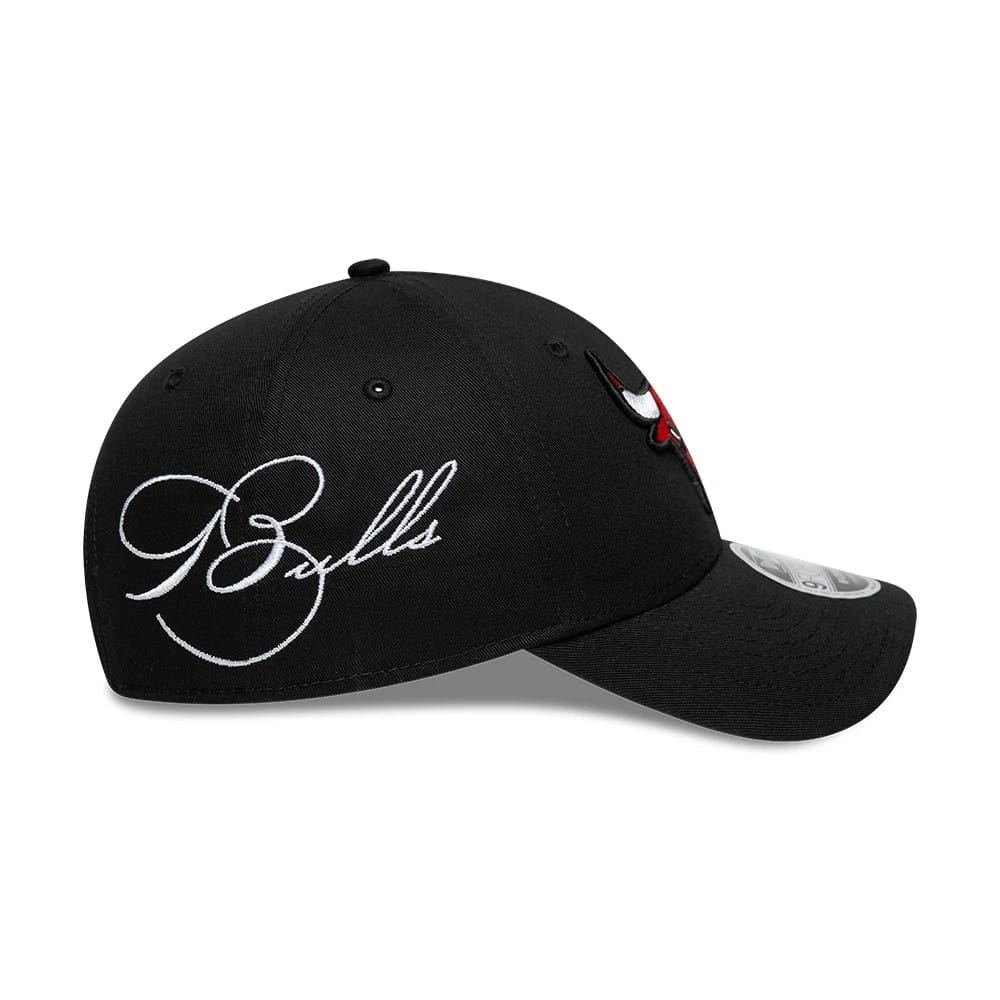 New Era Chicago Bulls NBA Side Script Black 9FORTY M-Crown Adjustable Cap
