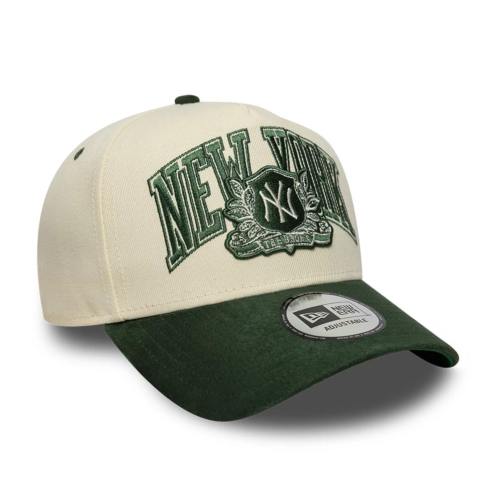 New Era New York Yankees MLB Suede Cream & Green 9FORTY E-Frame Adjustable Cap